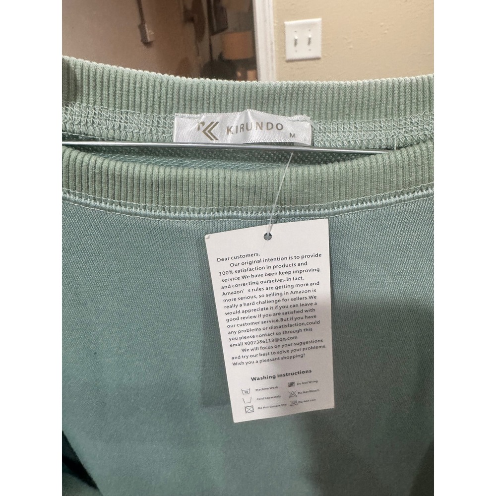KIRUNDO Womens Sage Green Layered Raw Hem Sweatshirt Size Medium NWT Distressed - Picture 4 of 4